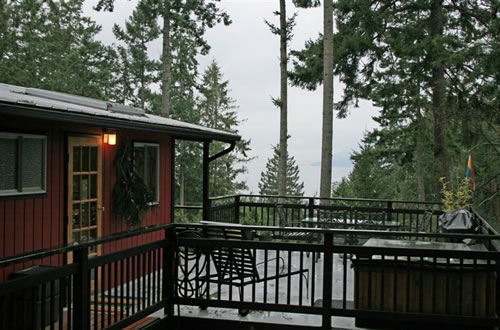 Schooner View Cottage, North Pender Island Accommodation